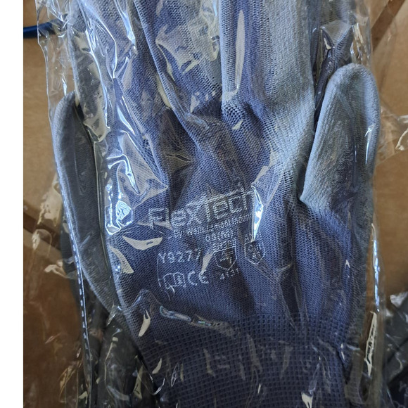 NEW 3 Dozen sets FLEX TECH Y9277 Gray Size Medium 8 Poly work Gloves - Picture 5 of 5